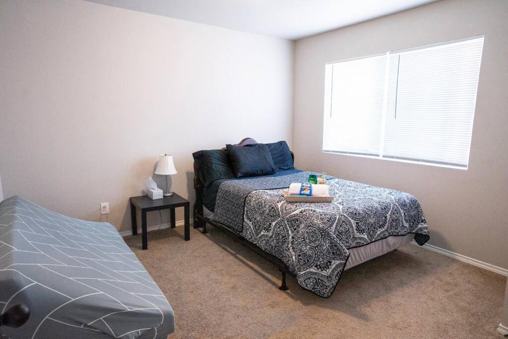 Castel Hills 3br 3ba W Private Hot Tub, 3k Arcade Games & Private Garage- 5mins To The Airport * San Antonio
